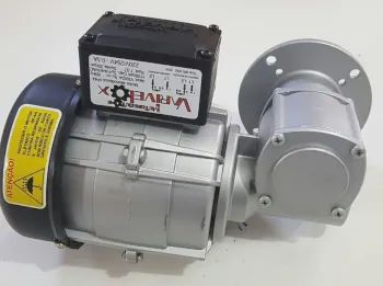 Motoredutor 1 / 2 monofásico resfriadorR 300 A 2500 L 220V ( Motor DEITAD